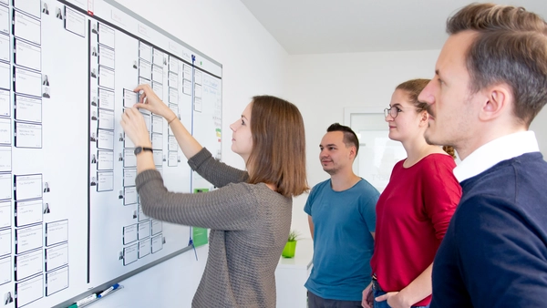 Stand-Ups bei Dauskonzept – Werbeagentur aus Freienwill bei Flensburg Stand-Ups bei Dauskonzept – Werbeagentur aus Freienwill bei Flensburg